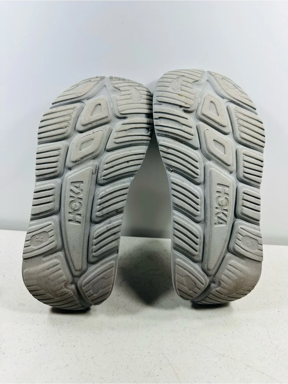 Hoka Ora Recovery Slide 3 sandals in a grey colorway size M8  W10